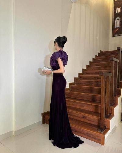 فستان مخمل ليلكي من متجر جوهره