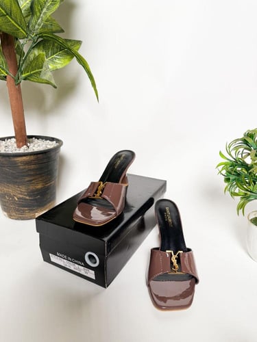 احذية كعب سان لوران من متجر جوهره