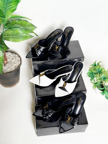 احذية كعب سان لوران من متجر جوهره
