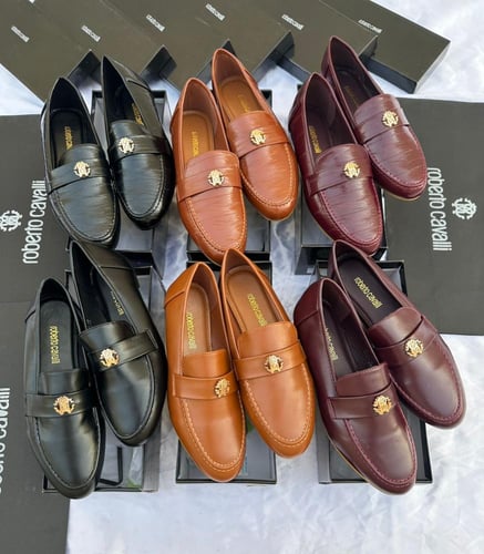 احذية مريحة روبوتو كافالي من متجر جوهره