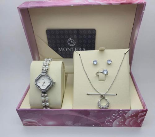 طقم نسائي فاخر متجر جوهره