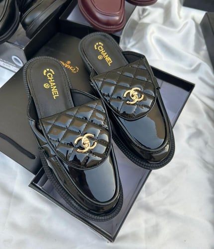 احذية مريحة شـانيل من متجر جوهره