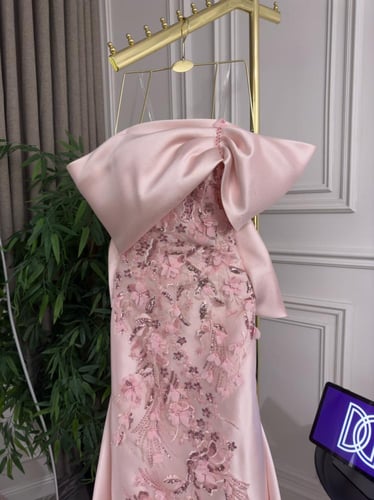 فستان سهره اللون زهري ميكادو تطريز كلفه تصميم قصة...