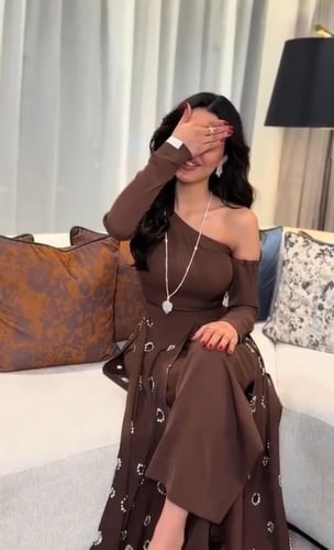 جمبسوت انيق اللون بني