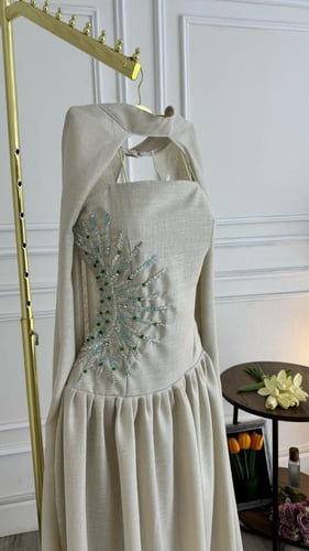 فستان بيج الخامه:لينن اصلي تطريز يدوي كرستال