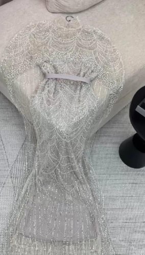 فستان هنا زاهد سهره فخم اوف وايت عودي كحلي مزين با...