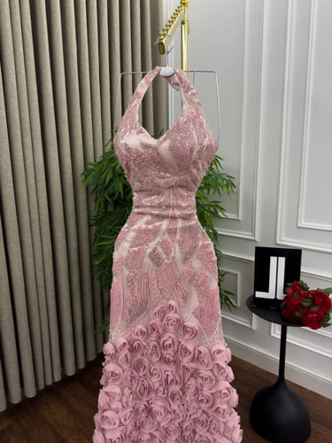 فستان سهره وردي فخم رباط على العنق بقصة السمكة مزي...