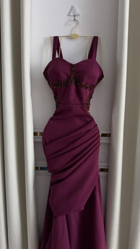 فستان سهره اللون عنابي غامق باربي بطانه من متجر جو...