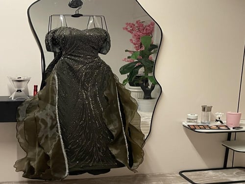 فستان سهره ملكي فخم سماوي و تيفاني خرز من متجر جوه...