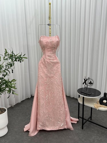 فستان سهره اللون زهري نوع القماش بطانه تفته علا كل...