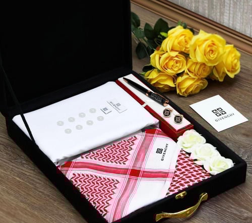 طقم الفاخر ماركة جيفينشي رجالي من متجر جوهره