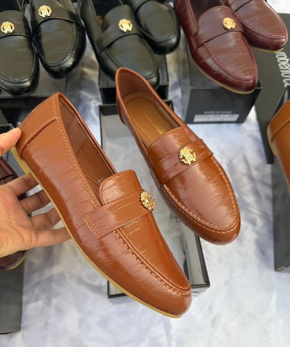 احذية مريحة روبوتو كافالي من متجر جوهره