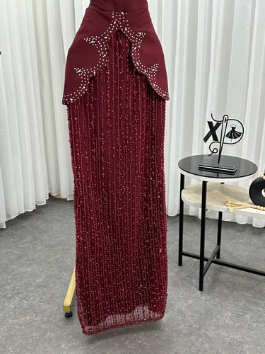 فستان سهرة اللون برغندي نوع القماش باربي من متجر ج...