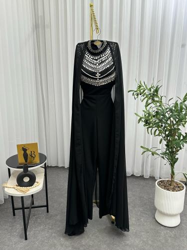 جمبسوت راقي اللون اسود الخامه.. كريب جورجيت فصوص ز...