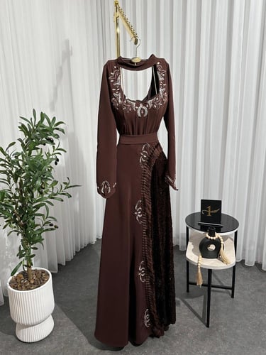 جمبسوت بني فخم خامه باربي و ترتر مطرز يدوي