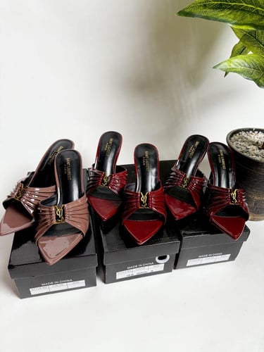 احذية كعب سان لوران من متجر جوهره