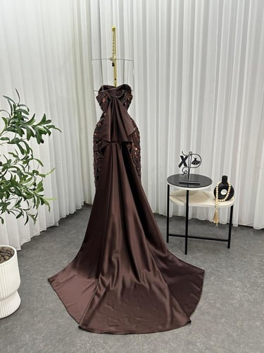 فستان سهره اللون بني نوع القماش قطعه تل شك ترتر ول...