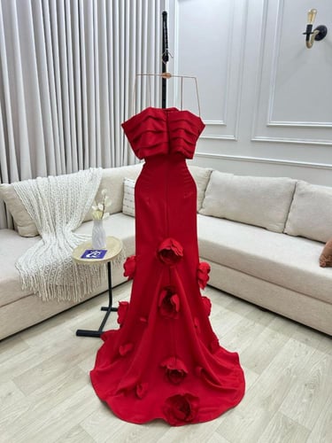 فستان سهره ناعم الخامه باربي احمر و نيلي ازرق مزين...