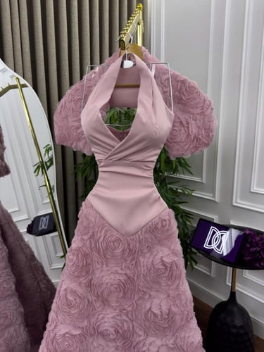 فستان سهره الصدرتفته ورود بارزه وكلوش D