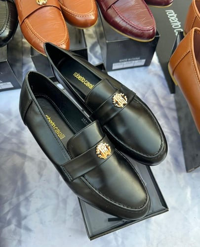 احذية مريحة روبوتو كافالي من متجر جوهره