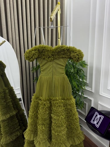 فستان تل كراميش دبل كلوش قصه اوف شولدر مزين بكرامي...