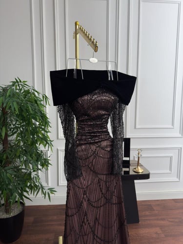 فستان سهره كلفه سهره بطانه تفته مخمل من متجر جوهره...