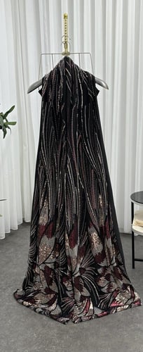 فستان سهره اللون اسود خامه باربي وتطريز يدوي والشا...