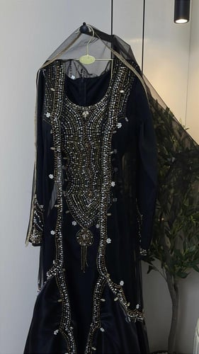 جلابية اللون بني باربي تل تيواني تطريز يدوي من متج...