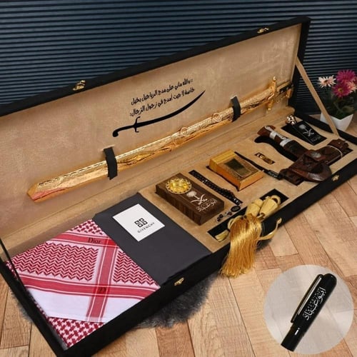 طقم رجالي فاخر من متجر جوهره