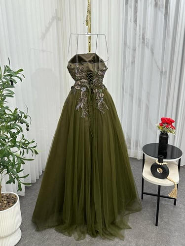 فستان سهره القماش تل تايواني كلفه شك فاخ اللون اخض...