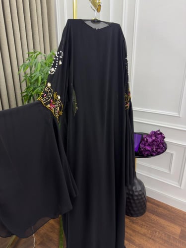 جلابيه فخمه اللون اسود خامه شيفون تطريزيدوي