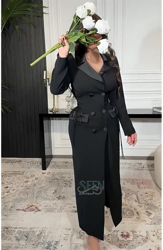 فستان اسود ناعم طويل