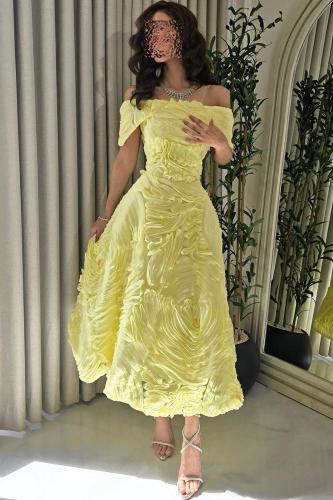 فستان اصفر كلفة وردة