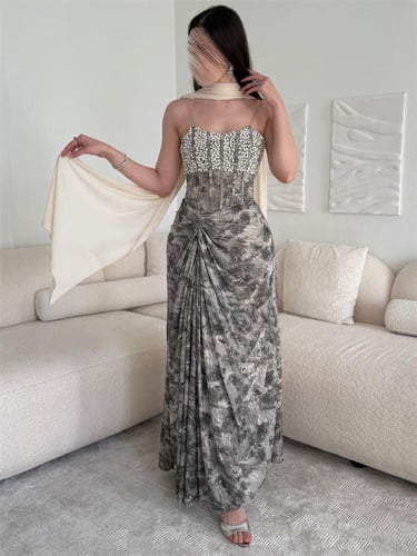 فستان سهرة رمادي فخم