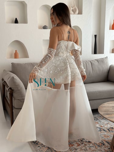 فستان سهرة بتصميم عصري