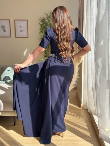 فستان كحلي راقي