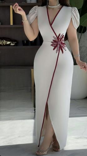 فستان نسائي بتطريز يدوي فخم