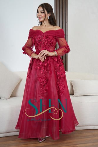 فستان امل ماهر الانيق