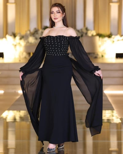 فستان سهرة فخم باللون الاسود