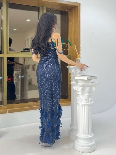 فستان تطريز كحلي