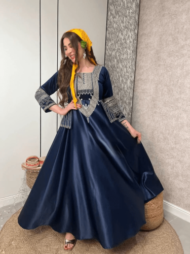 جلابيه عسيريه باللون الكحلي