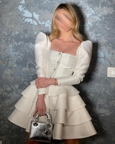 فستان لؤلؤي ذهبي فخم