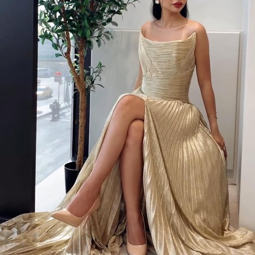 فستان بيج فخم وراقي