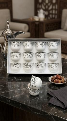 A set of coffee cups with an elegant design and refined artistic touches for special hospitality gatherings