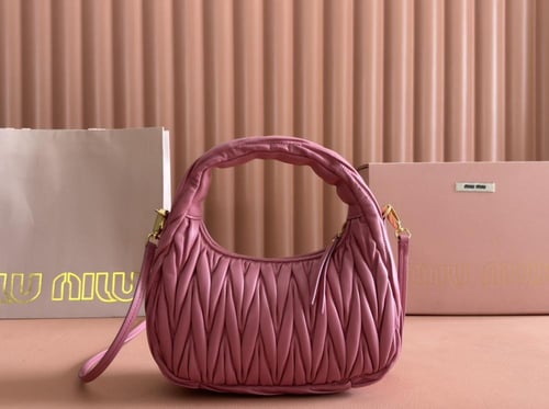 Miu Miu Wander Bag Pink