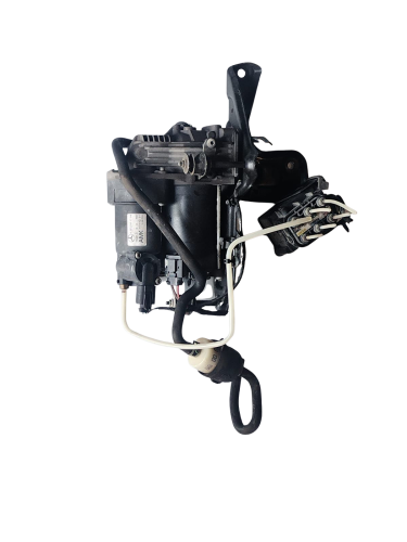 Airmatic compressor Mercedes S-Class W221 with Val...