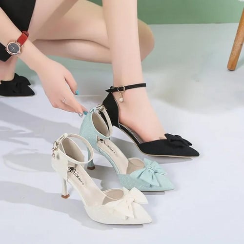 صندل نسائي بكعب نحيف