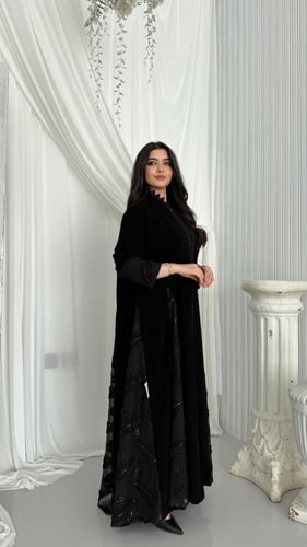 ROYAL BLACK