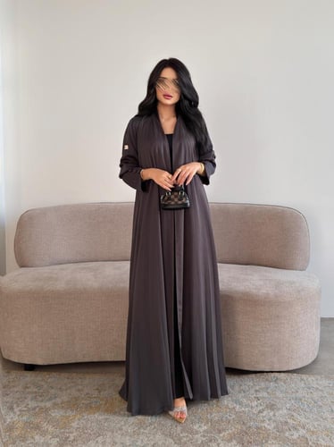 عباية رقم SH108 (تسليم فوري)
