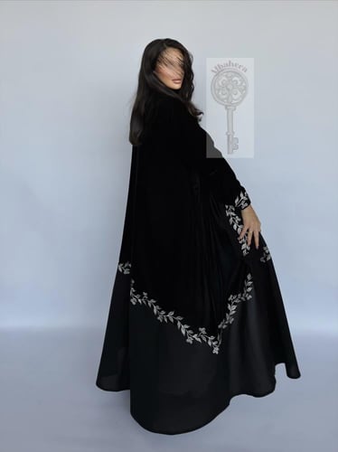 عباية شتوية اسود رقم H102